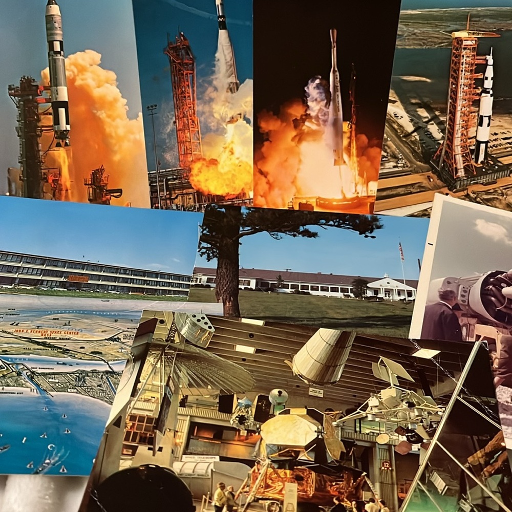 20 space rockets, models, map Cape Kennedy on postcards with astronauts